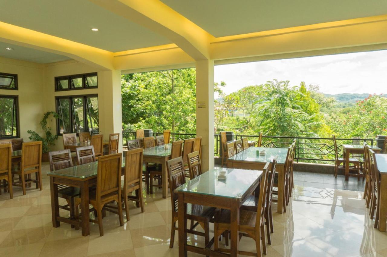 Reddoorz @ Tambolaka Sumba Hotel Lokokaki Exterior photo